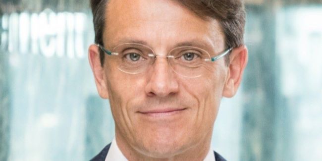 Claudio de Sanctis greift die UBS in Asien an und wildert bei der Credit Suisse